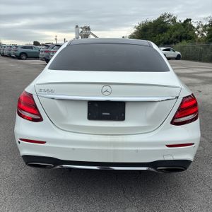 Mercedes-Benz E-Class E 300 - 7