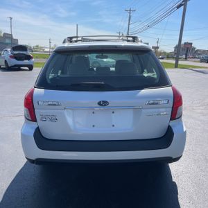 SUBARU OUTBACK BASE - 7