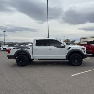 Ford F-150 Raptor - 10