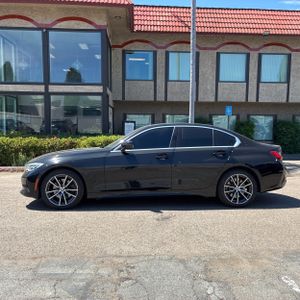 BMW 3 SERIES 330I - 3
