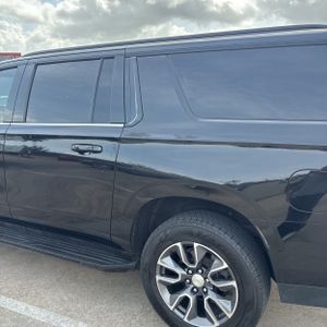 CHEVROLET SUBURBAN LT - 6