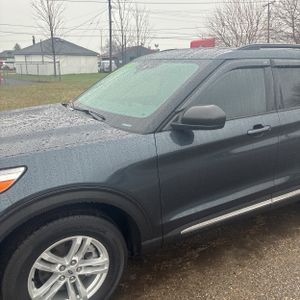 FORD EXPLORER XLT - 2