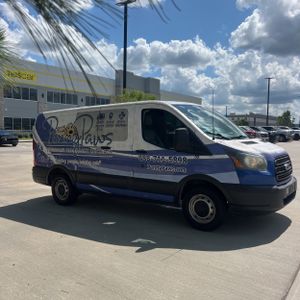 FORD TRANSIT 150 - 10