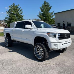 2019 Toyota TUNDRA LIMITED photo 12
