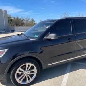 FORD EXPLORER XLT - 2