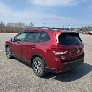 SUBARU FORESTER PREMIUM - 5