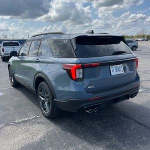 FORD EXPLORER ST - 5