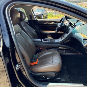 صورة مصغرة 33 لـ 2016 Lincoln MKZ BASE