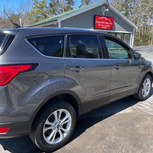 FORD ESCAPE SE - 9