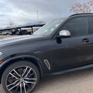 BMW X5 M50I - 2
