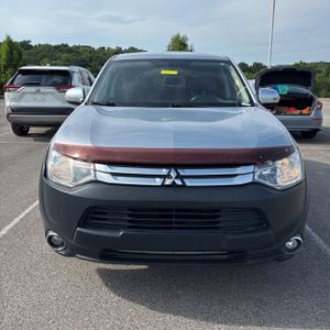 صورة مصغرة 14 لـ 2015 Mitsubishi OUTLANDER SE