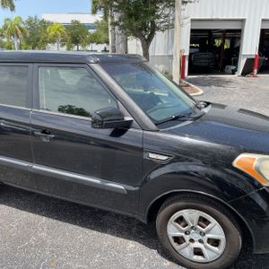 صورة مصغرة 13 لـ 2013 KIA SOUL BASE