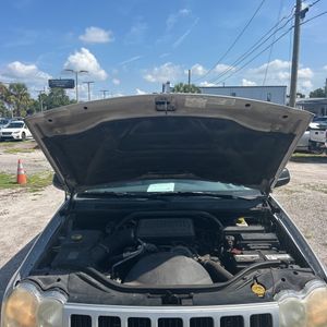 2006 JEEP GRAND CHEROKEE LAREDO — миниатюра 41