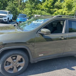 صورة 2 لـ 2017 JEEP CHEROKEE LATITUDE