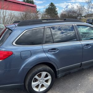 SUBARU OUTBACK PREMIUM - 9