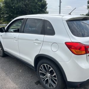 2016 Mitsubishi OUTLANDER SPORT ES — фото 6