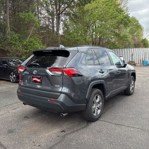 Toyota RAV4 XLE - 7
