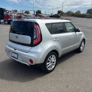 2018 KIA SOUL + — фото 8