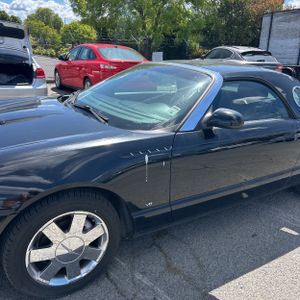 FORD THUNDERBIRD DELUXE - 2
