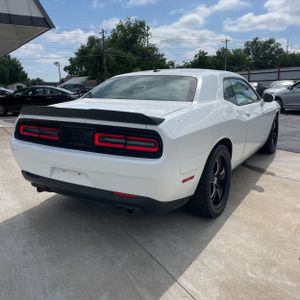 DODGE CHALLENGER SXT - 8