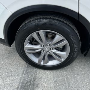 صورة مصغرة 19 لـ 2024 Acura MDX BASE