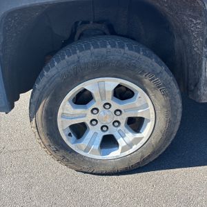 2016 Chevrolet SILVERADO 1500 LT Z71 — миниатюра 17