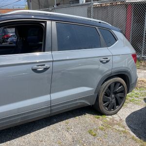 VOLKSWAGEN TAOS SE 4MOTION - 6