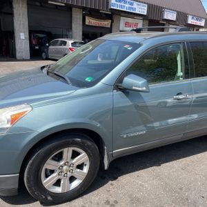 CHEVROLET TRAVERSE LT - 2