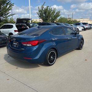صورة 8 لـ 2014 Hyundai ELANTRA LIMITED