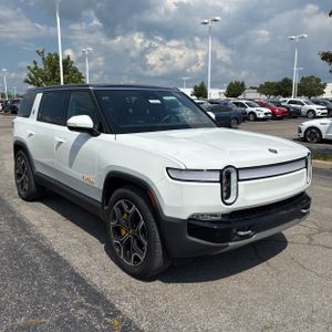 صورة 12 لـ 2022 Rivian R1S LAUNCH EDITION