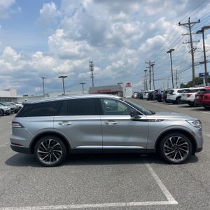 2020 Lincoln AVIATOR RESERVE — фото 10