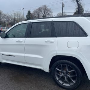 JEEP GRAND CHEROKEE LIMITED X - 6