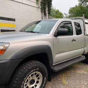 2011 Toyota TACOMA V6 photo 2