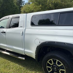 TOYOTA TUNDRA SR5 - 6