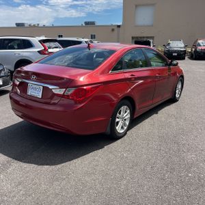 2011 Hyundai SONATA GLS — фото 8