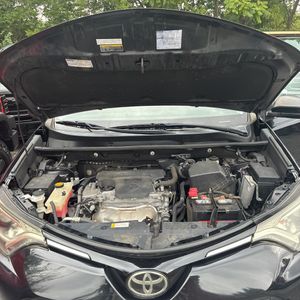 2017 Toyota RAV4 LE — фото 44