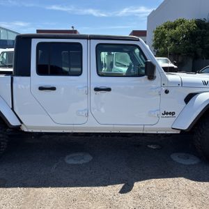 صورة مصغرة 11 لـ 2022 JEEP GLADIATOR WILLYS