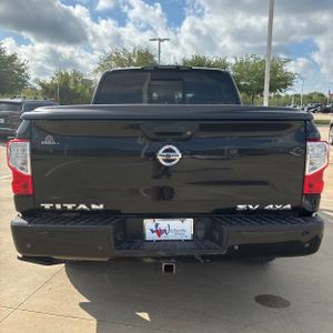 NISSAN TITAN SV - 7