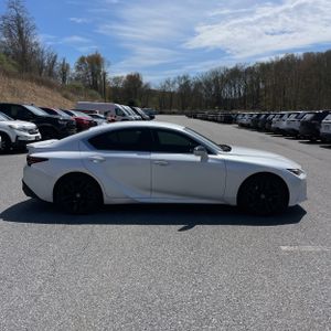 LEXUS IS 300 BASE - 10