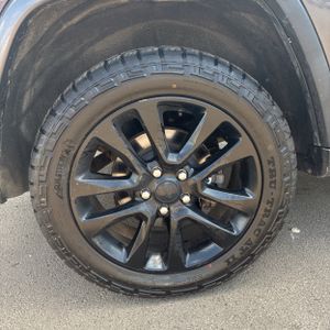 2017 JEEP GRAND CHEROKEE ALTITUDE — фото 19