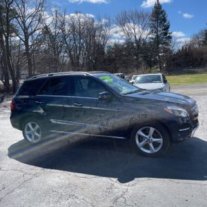 MERCEDES-BENZ GLE - 10