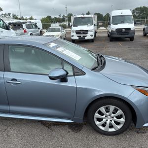 صورة مصغرة 13 لـ 2024 Toyota COROLLA LE