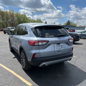 FORD ESCAPE SE PHEV - 5