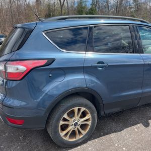 FORD ESCAPE SE - 9