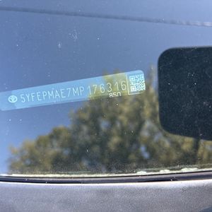 2021 Toyota COROLLA LE thumbnail 53