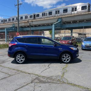 FORD ESCAPE TITANIUM - 10