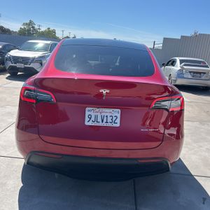 TESLA MODEL Y LONG RANGE - 7