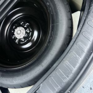 2015 Toyota RAV4 XLE 照片 45