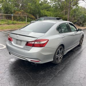 HONDA ACCORD SPORT W/HONDA SENSING - 8