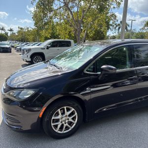 CHRYSLER PACIFICA TOURING - 2